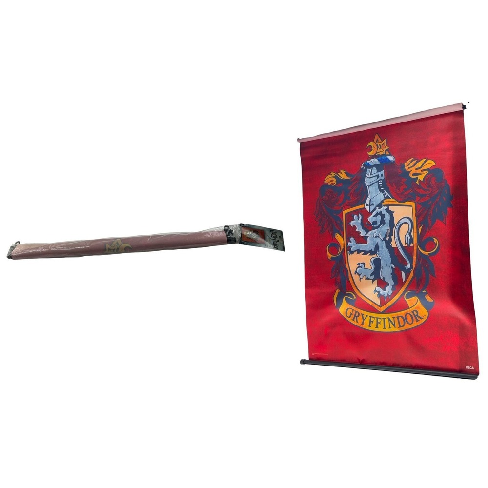 Harry Potter 22" X 32" Gryffindor Wall Scroll NECA New in Package